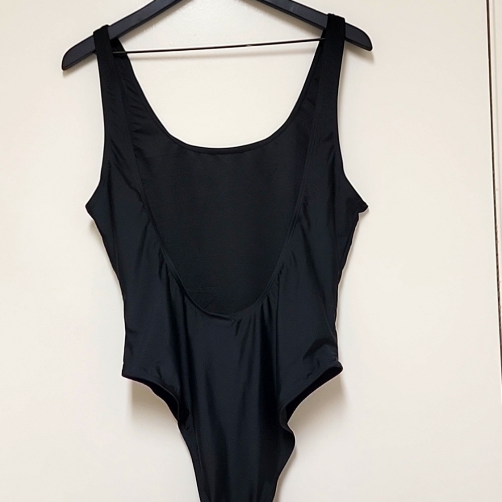 OP| Ocean Pacific Ome Piece Swimsuit - Picture 5 of 14